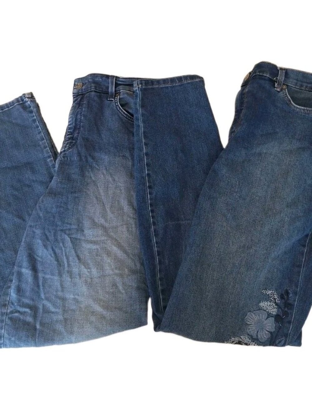 Gloria Vanderbilt Women's Size 12 Short Blue Amanda Jeans 32X28 Lot Of TWO